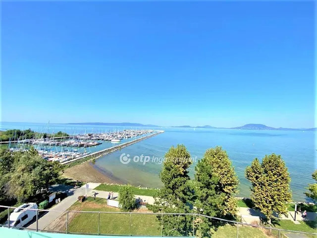 Eladó nyaraló Balatonfenyves 35 nm