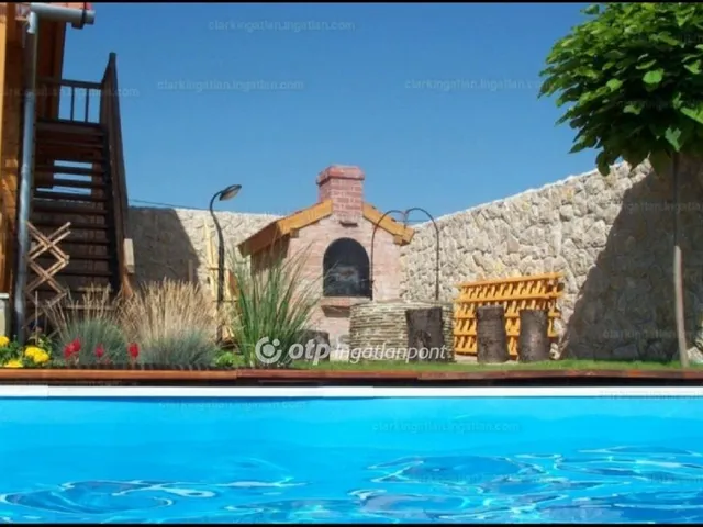 Eladó ház Felsőpáhok 380 nm