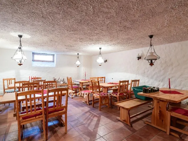 Eladó ház Felsőpáhok 380 nm