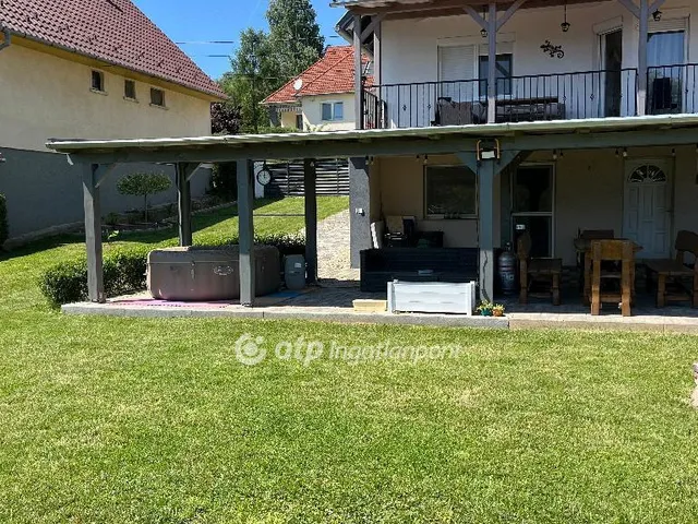 Eladó ház Csatár 150 nm