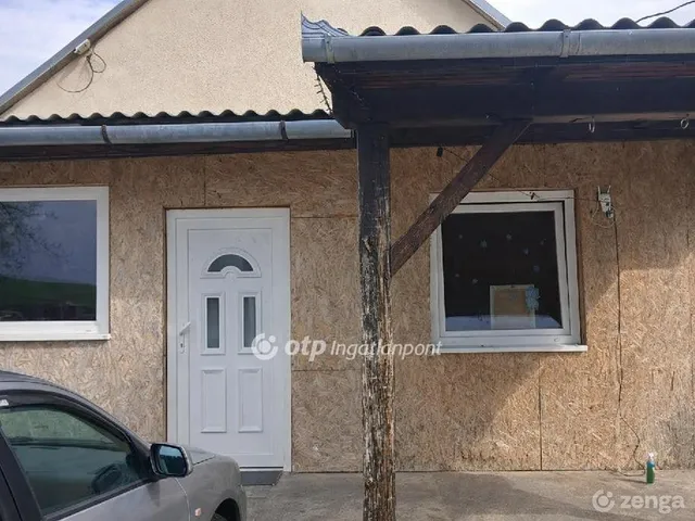 Eladó ház Szentliszló 170 nm