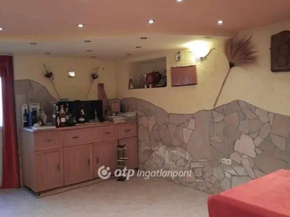 Eladó ház Vonyarcvashegy 150 nm