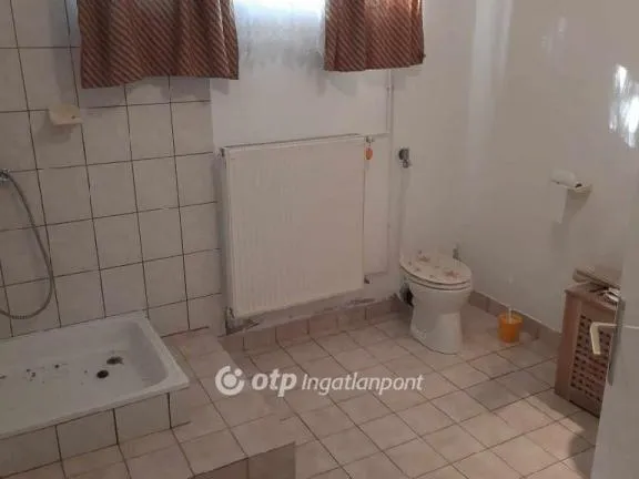 Eladó ház Vonyarcvashegy 150 nm