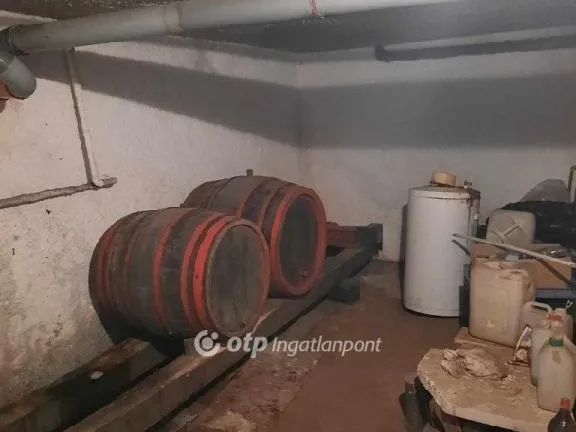 Eladó ház Vonyarcvashegy 470 nm