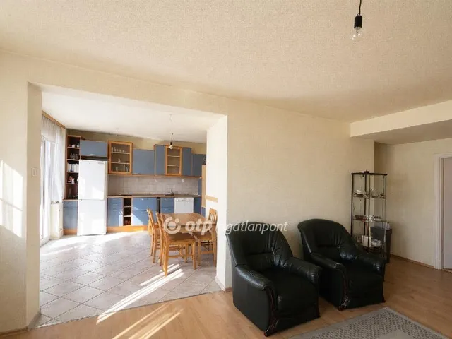 Eladó lakás Zalaegerszeg 100 nm