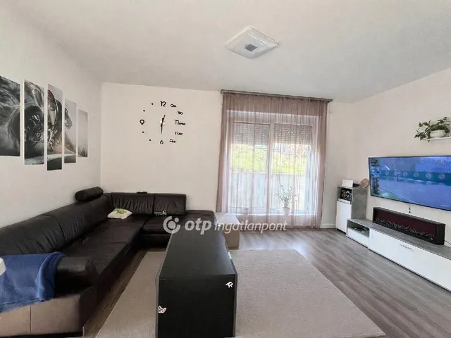 Eladó lakás Teskánd 90 nm