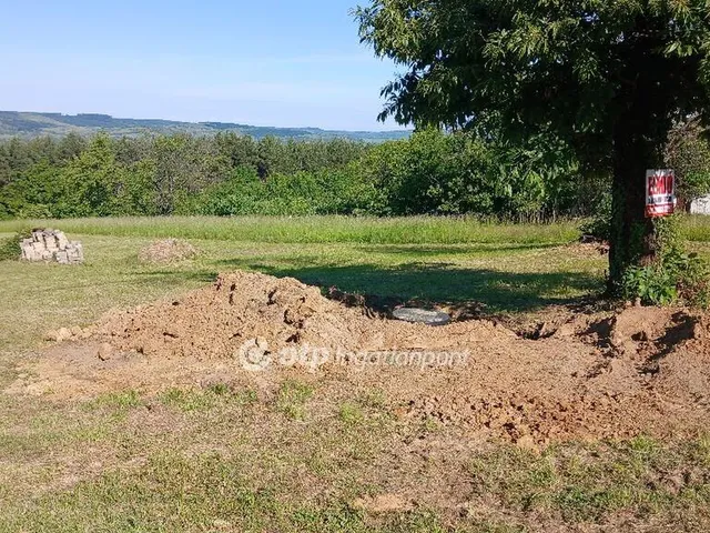 Eladó telek Kehidakustány 1653 nm