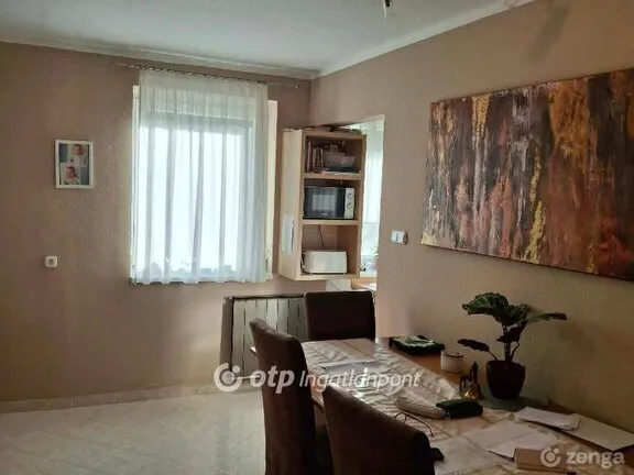 Eladó lakás Zalaszentgrót 94 nm