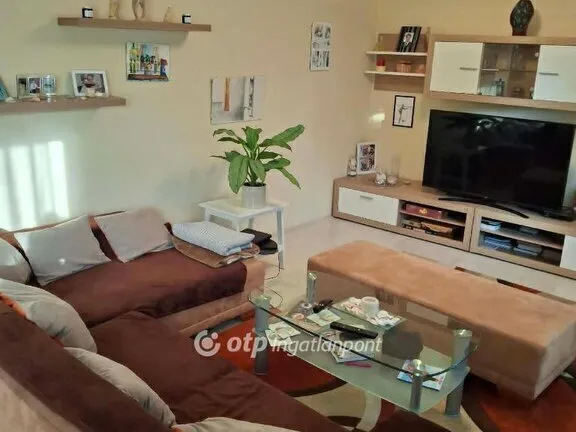 Eladó lakás Zalaszentgrót 94 nm