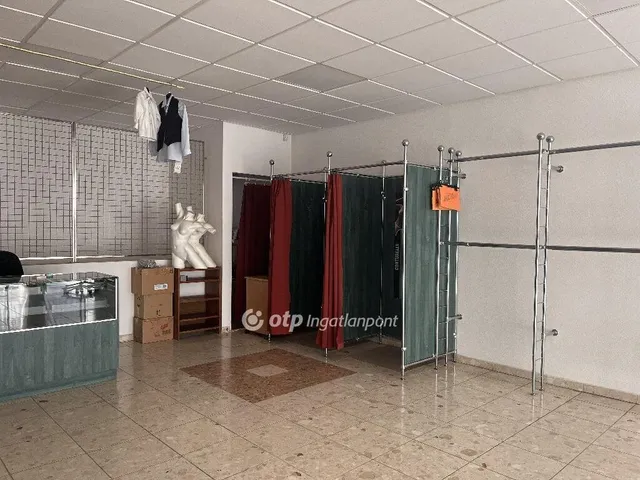 Eladó kereskedelmi és ipari ingatlan Lenti 154 nm