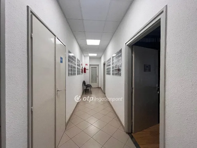Eladó kereskedelmi és ipari ingatlan Zalaegerszeg 916 nm