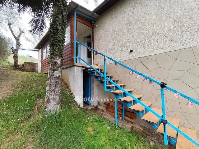Eladó mezőgazdasági ingatlan Zalaszentgrót 2743 nm