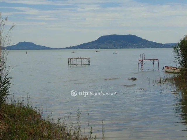 Eladó nyaraló Balatonfenyves 31 nm