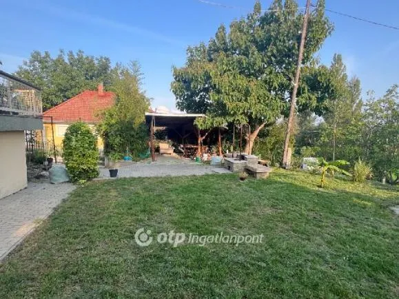 Eladó ház Vonyarcvashegy 209 nm