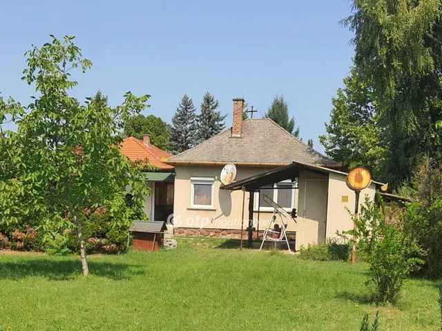 Eladó ház Balatonfenyves 55 nm