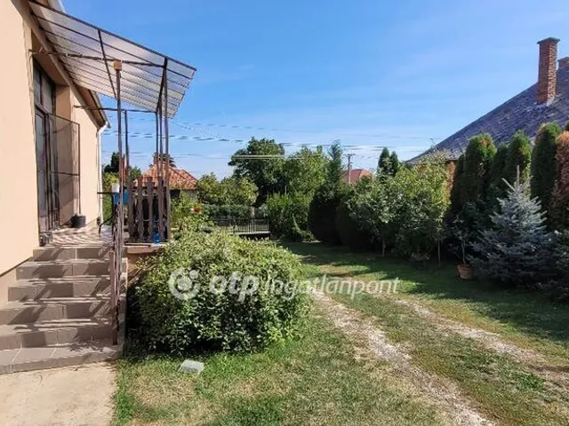 Eladó ház Nagyrada 150 nm