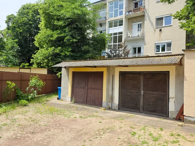 Eladó lakás Debrecen, Egyetemváros, Komlóssy út 85 nm