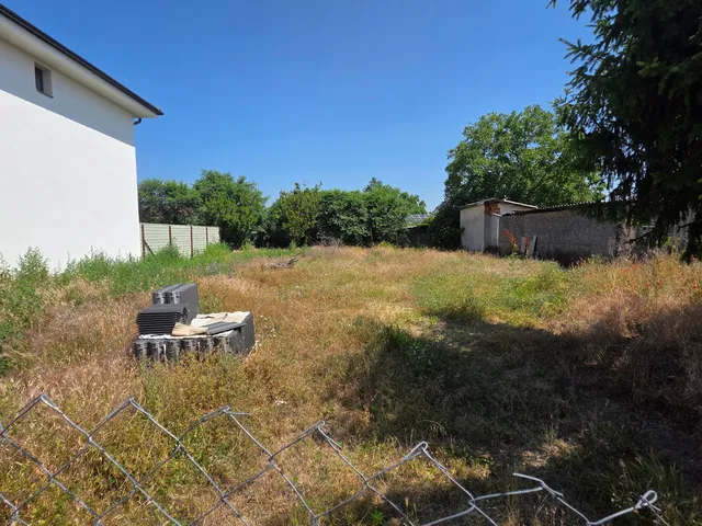 Eladó telek Debrecen, Biharikert 466 nm