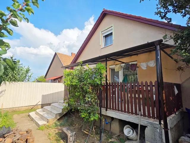 Eladó ház Debrecen, Nagysándor-telep 165 nm
