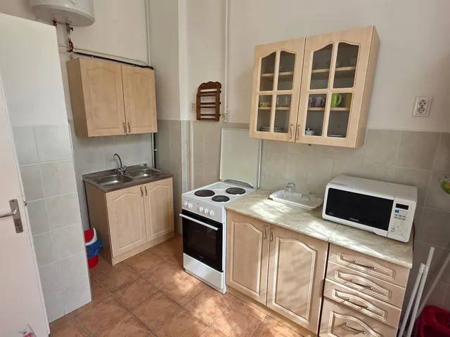 Kiadó lakás Debrecen, Belváros, Simonffy utca 13 41 nm