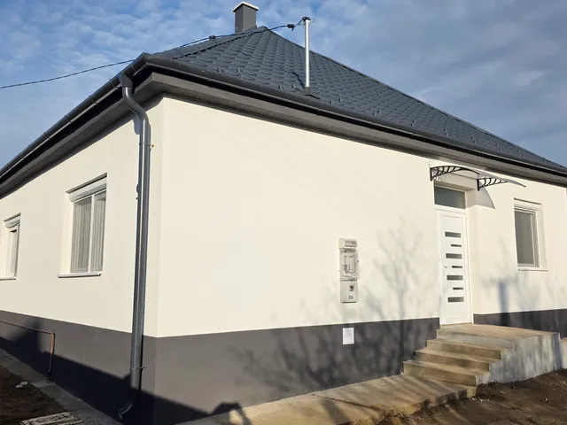 Eladó ház Bököny 84 nm