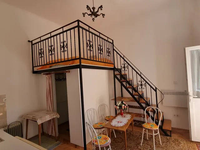 Kiadó lakás Debrecen, Belváros, Simonffy utca 37 nm