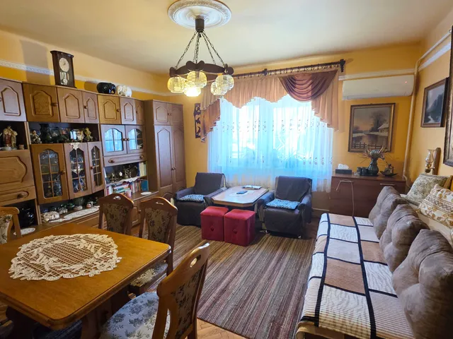 Eladó ház Debrecen, Falóger 77 nm