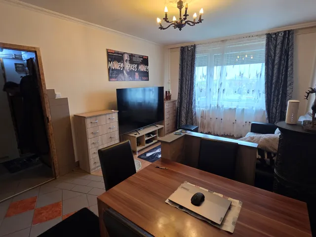 Eladó lakás Debrecen, Belváros, Monti ezredes utca 35 nm