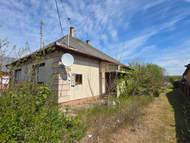Eladó ház Bököny 104 nm