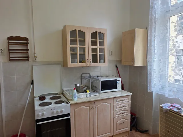 Kiadó lakás Debrecen, Belváros, simonffy utca 13 41 nm
