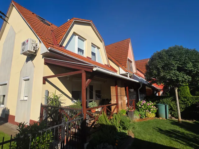 Eladó ház Debrecen, Széchenyikert 132 nm
