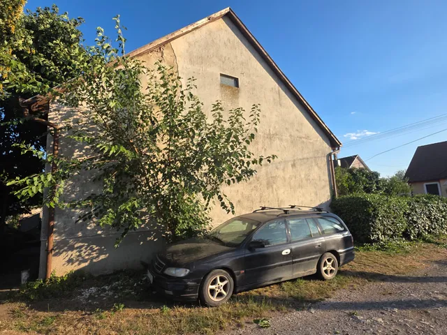 Eladó ház Ebes, Rózsa utca 27 77 nm