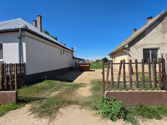 Eladó ház Bököny, Árpád utca 28 70 nm