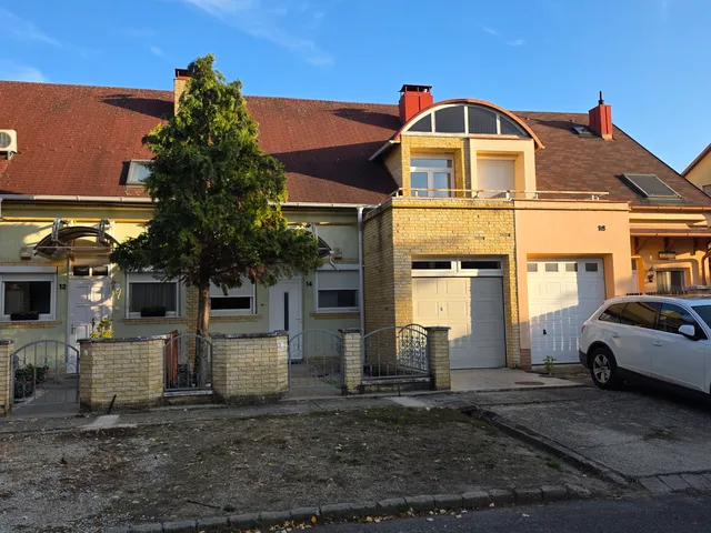 Kiadó ház Debrecen, Úrrétje 110 nm