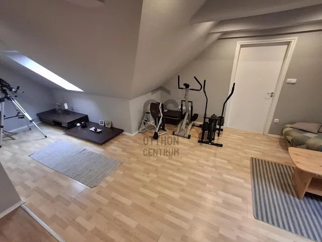 Eladó ház Cegléd 240 nm