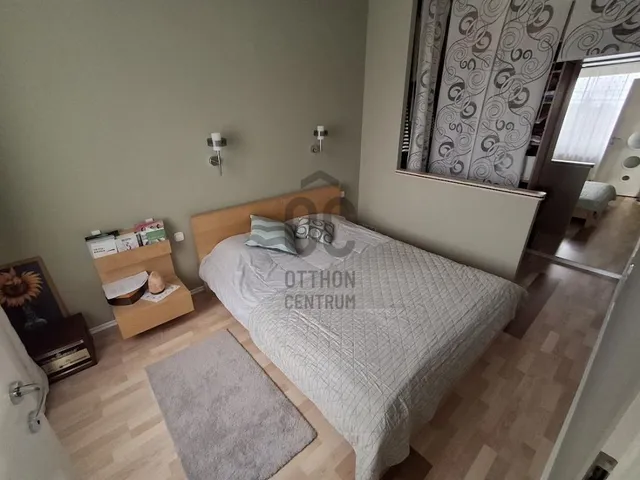 Eladó ház Cegléd 240 nm