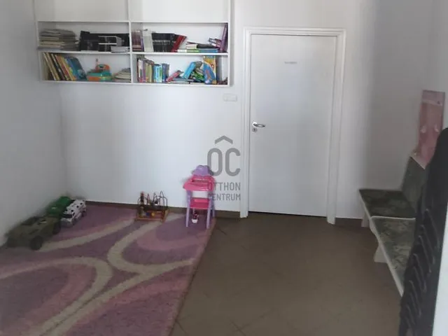 Eladó ház Cegléd 240 nm