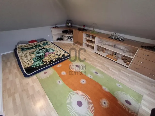 Eladó ház Cegléd 240 nm