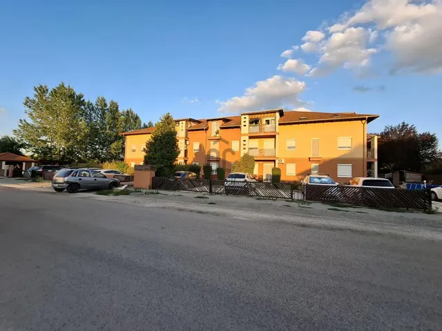 Eladó lakás Üllő 52 nm