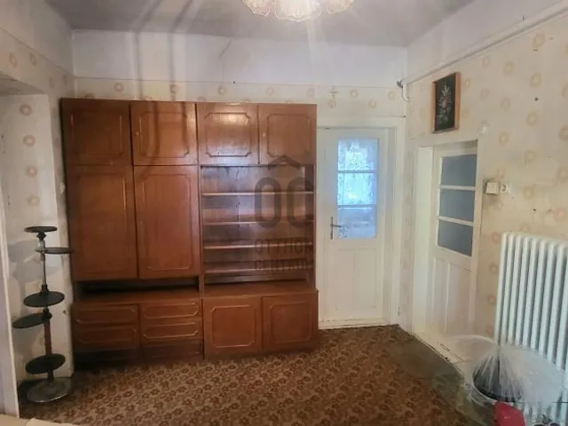 Eladó ház Úri 83 nm