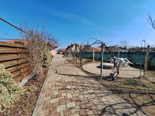 Eladó ház Albertirsa 130 nm