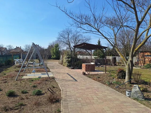 Eladó ház Albertirsa 130 nm