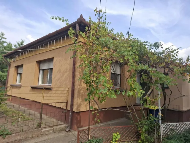 Eladó ház Tápiószele 68 nm