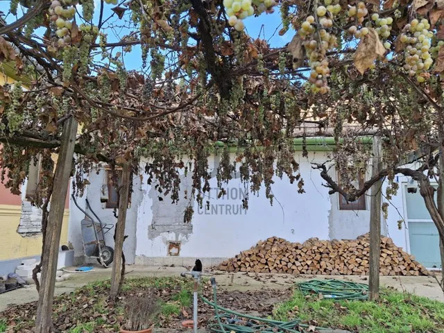 Eladó ház Tápiószentmárton 69 nm