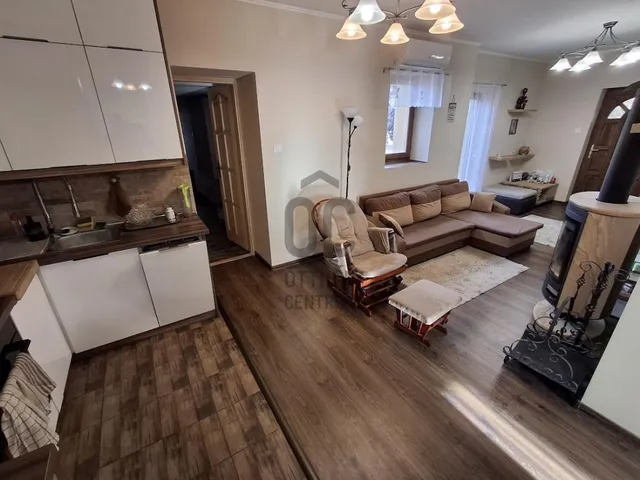 Eladó ház Tápiószentmárton 69 nm