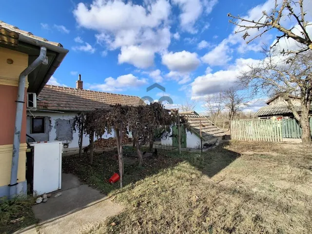 Eladó ház Tápiószentmárton 69 nm