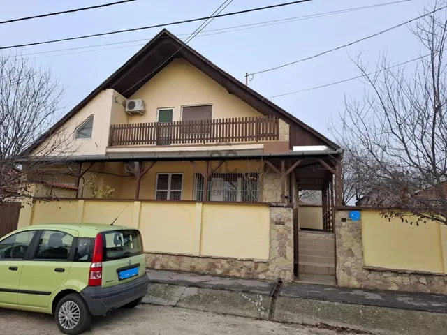 Eladó lakás Üllő 81 nm