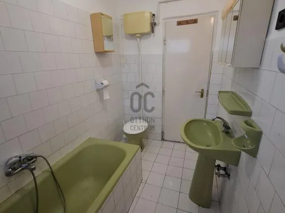 Eladó lakás Üllő 81 nm