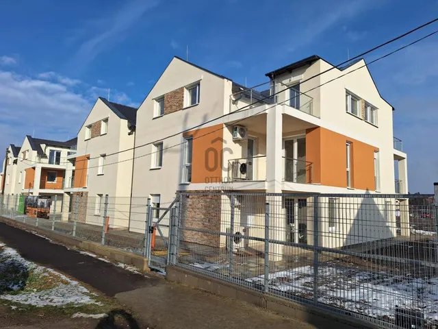 Eladó lakás Albertirsa 110 nm