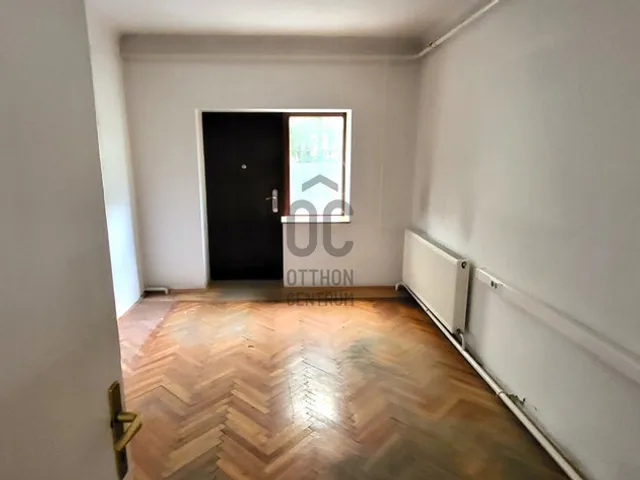 Eladó lakás Pilis 179 nm